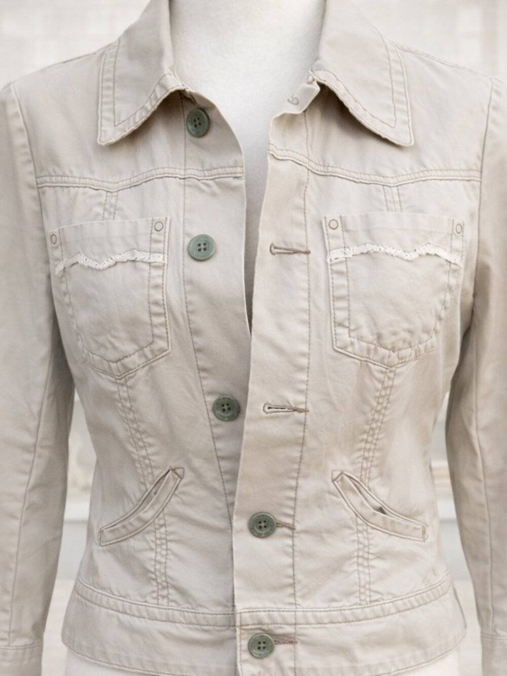 G1 Basic Goods Beige Cotton Utility Jacket Neutral Capsule Minimalist Boho